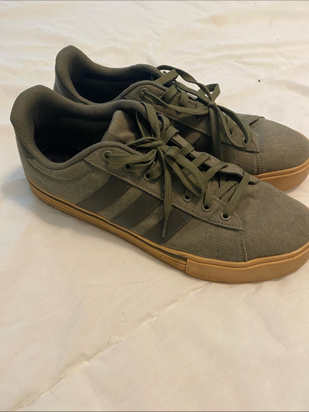 Men’s 11-1/2 adidas sneaker